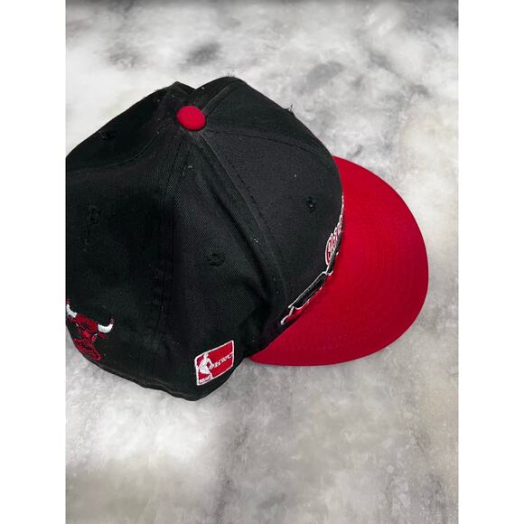 New Era 9FIFTY Chicago Bulls Hardwood Classics Snapback Hat Black Red NBA Cap - Picture 4 of 9